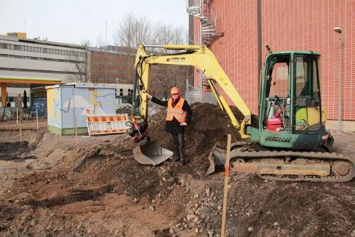 Kevät tuo sähkövaraston Suvilahteen Kevät tuo sähkövaraston Suvilahteen