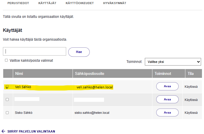 Poistettavan henkilön rivi on valittuna taulukossa