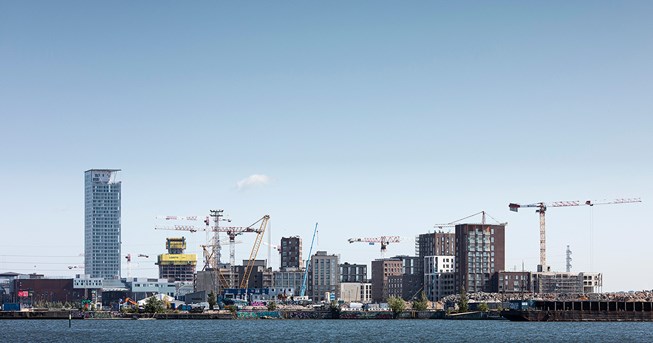 Helsingin Kalasatama valmistuu vuoteen 2040 mennessä, jolloin siellä on suunnitelmien mukaan uusia asuntoja 1 200 000 kerrosneliötä ja toimitiloja 400 000 kerrosneliötä.