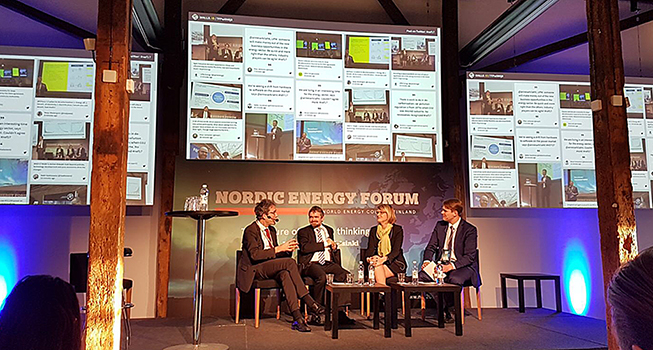 Nordic Energy Forumissa keskustelemassa Jochen Kreusel (ABB), Michael Weinhold (Siemens AG), Anne Särkilahti (UPM Energy) ja Mihkel Härm (World Energy Council Estonia)
